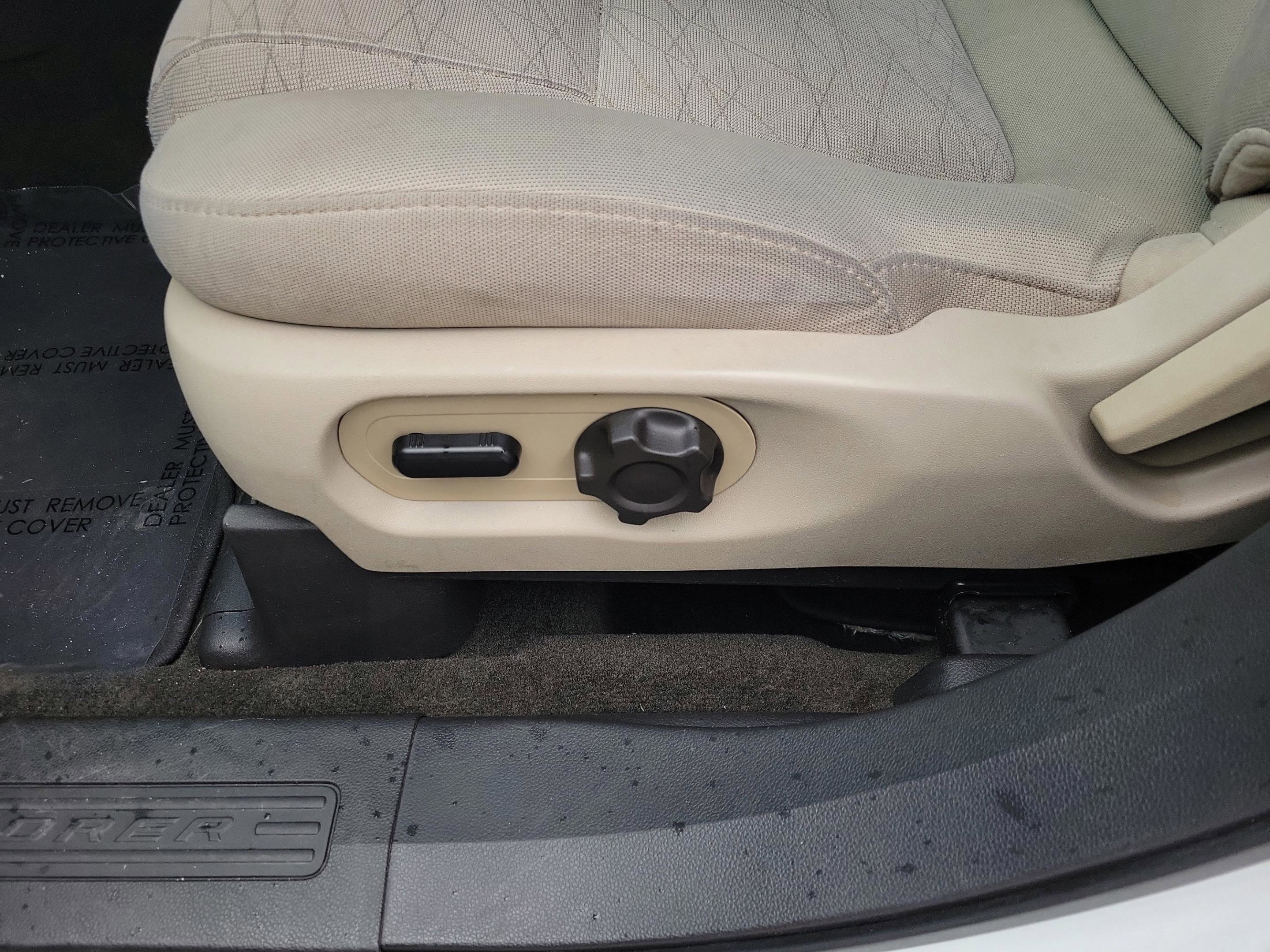 Used 2014 Ford Explorer FWD image 10