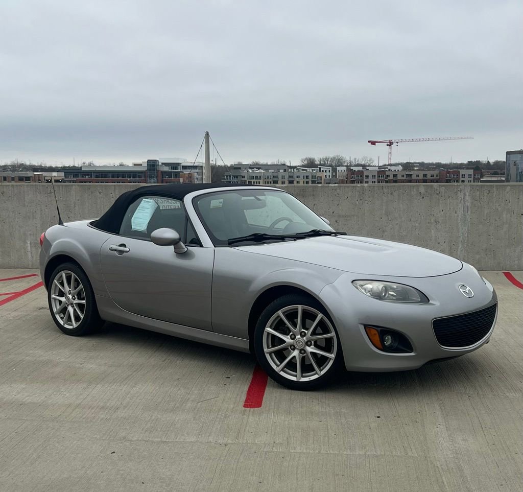 Used 2011 MAZDA MX-5 Miata Grand Touring w/ Premium Pkg image 1