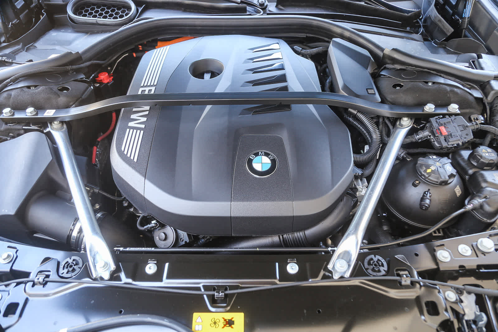 Used 2026 BMW 750e xDrive 750e xDrive w/ Premium Package image 23