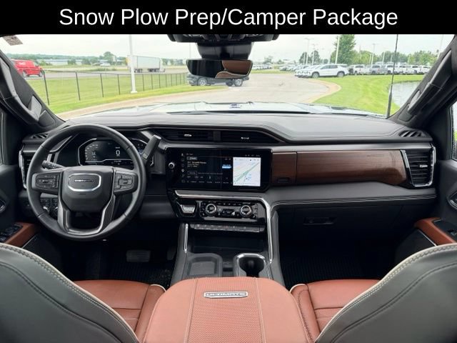 Certified 2024 GMC Sierra 2500 Denali Ultimate w/ Max Trailering Package AWD/4WD image 7