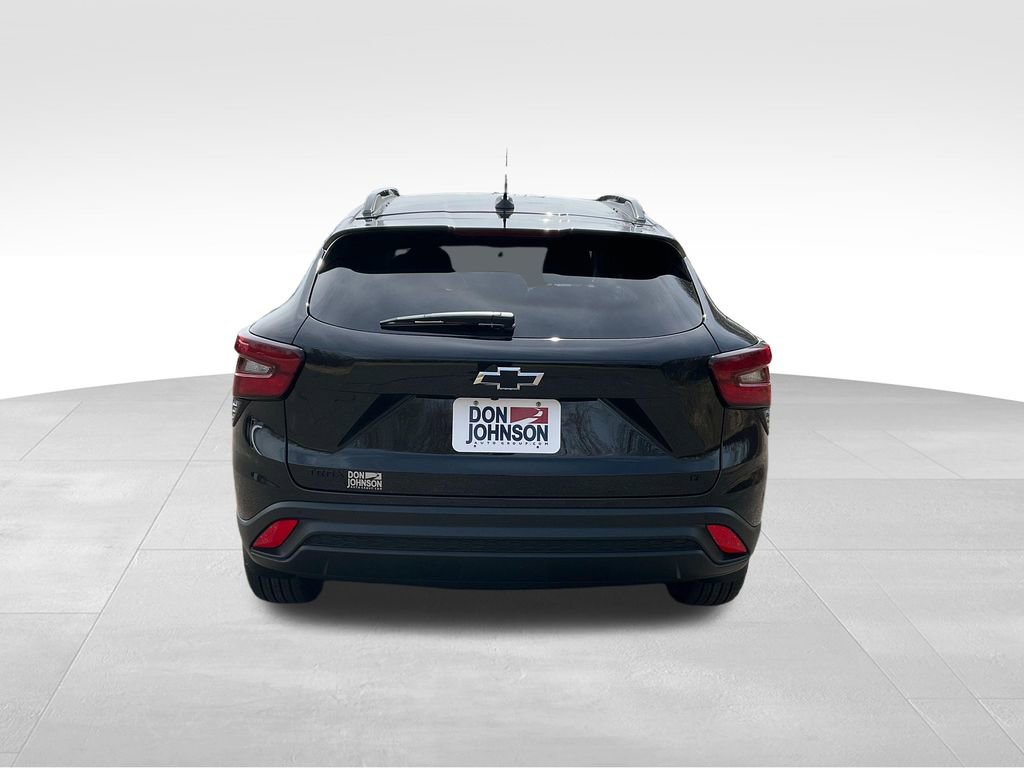 New 2026 Chevrolet Trax LT FWD image 23