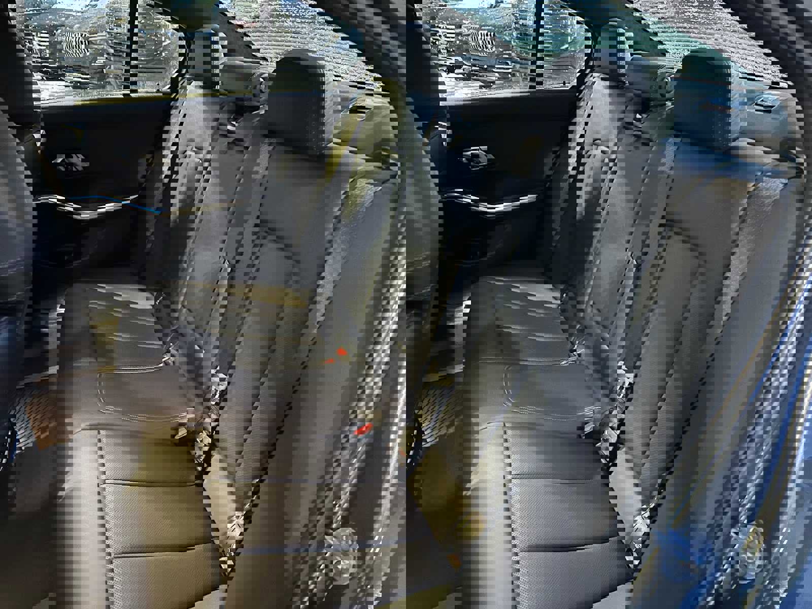 Used 2022 BMW 330e xDrive w/ Driving Assistance Package image 17