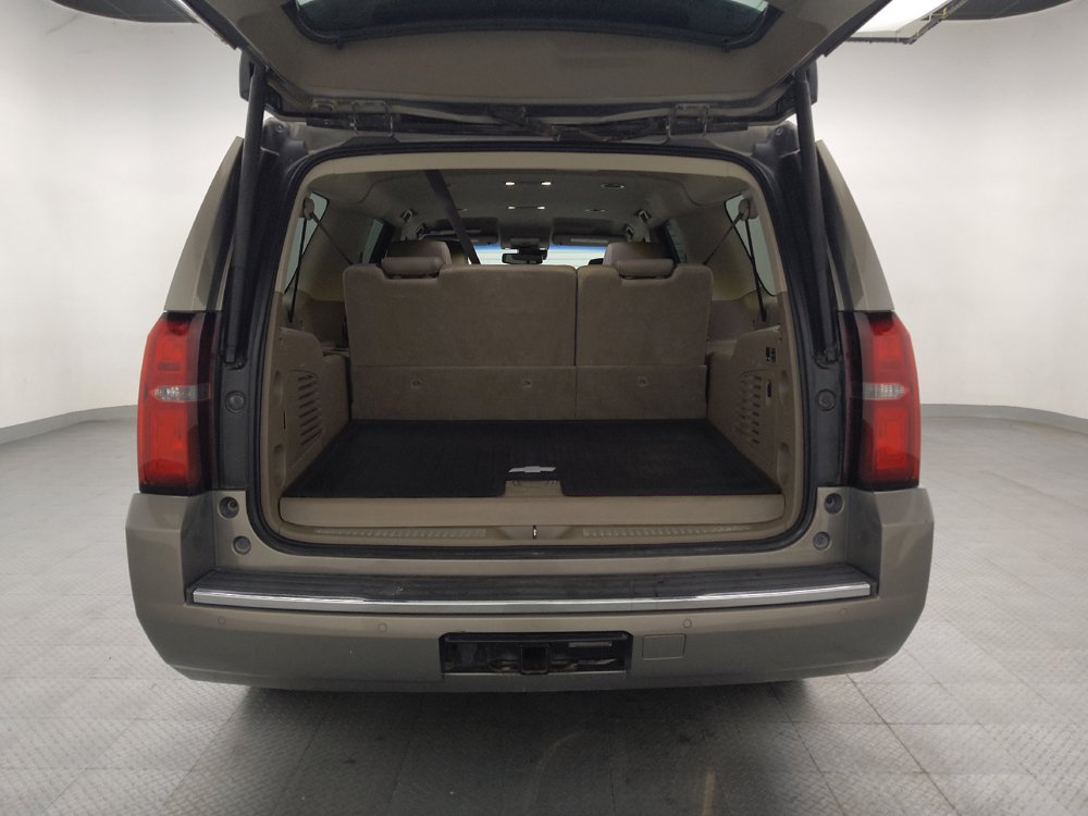 Used 2017 Chevrolet Suburban Premier RWD image 29