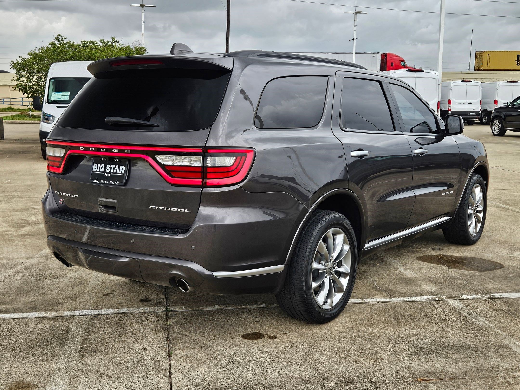 Used 2021 Dodge Durango Citadel w/ Premium Entertainment Group image 3