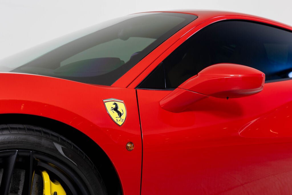 Used 2017 Ferrari 488 GTB RWD image 15