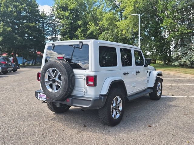 Used 2018 Jeep Wrangler Unlimited Sahara AWD/4WD image 3