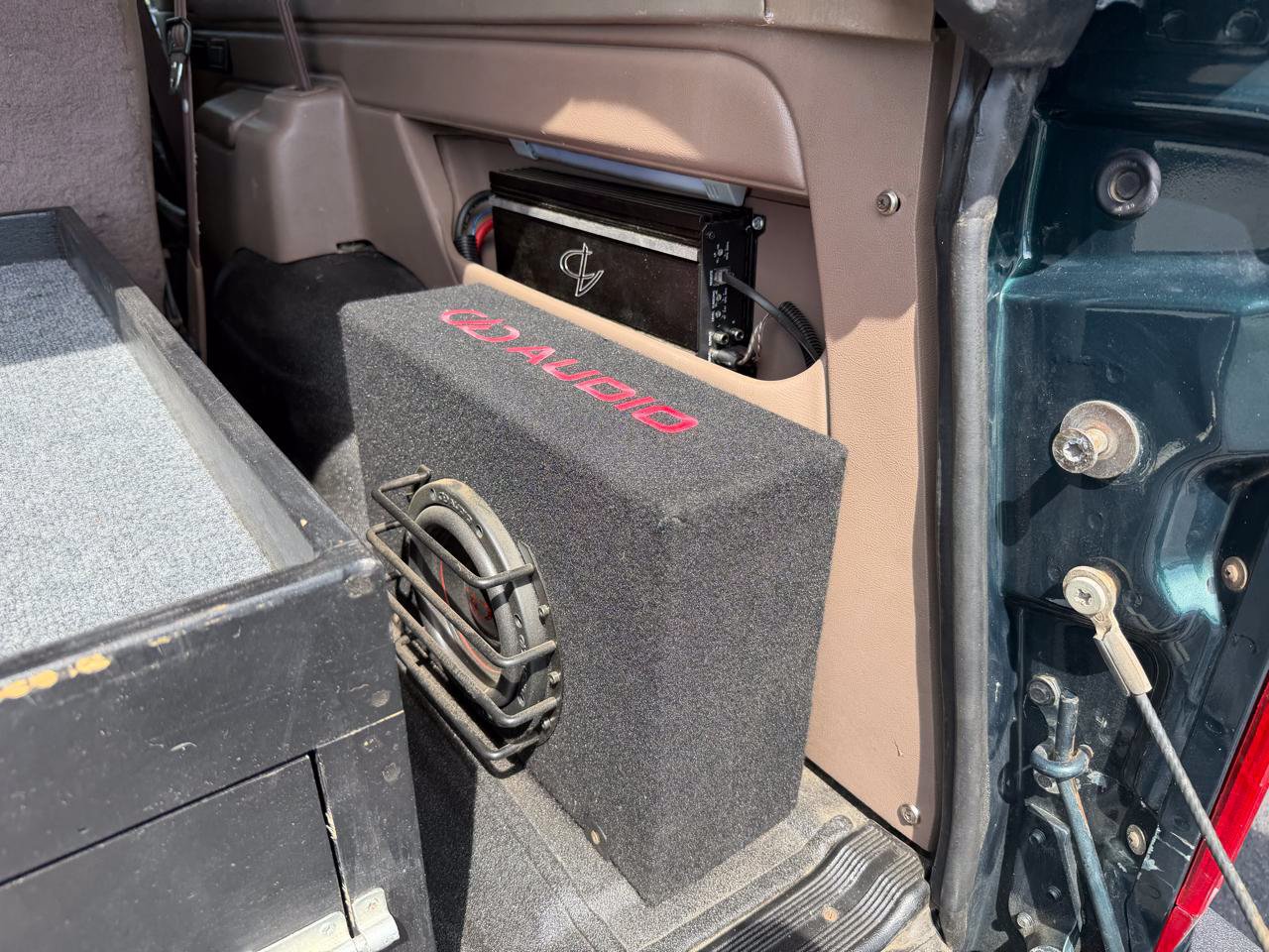 Used 1993 Ford Bronco XLT AWD/4WD image 12
