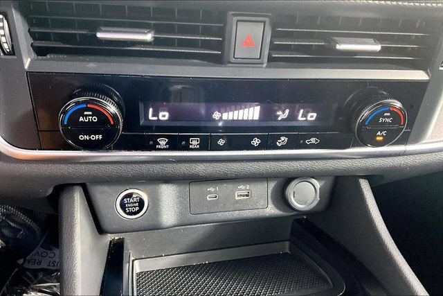 Used 2023 Nissan Rogue SV AWD/4WD image 35