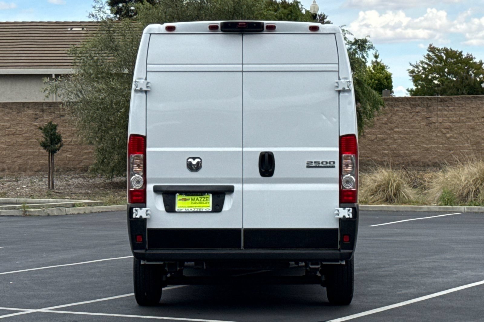 Used 2026 RAM ProMaster 2500 w/ Convenience Group FWD image 10