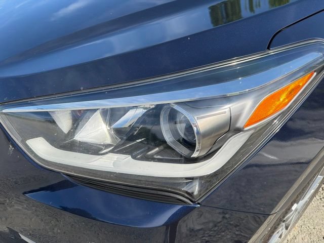 Used 2017 Hyundai Santa Fe Limited FWD image 8