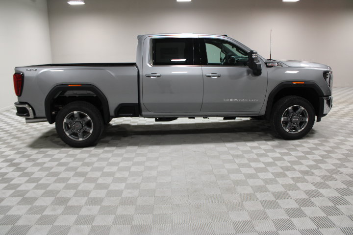 New 2026 GMC Sierra 2500 SLE w/ SLE Value Package; AWD/4WD image 12