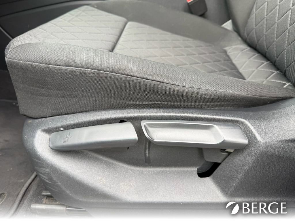 Used 2018 Volkswagen Atlas S FWD image 23