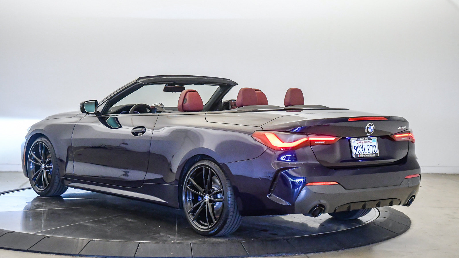 Certified 2023 BMW 430i Convertible w/ M Sport Package RWD image 30