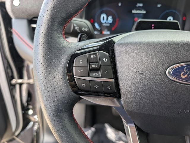 Used 2025 Ford Explorer ST image 21