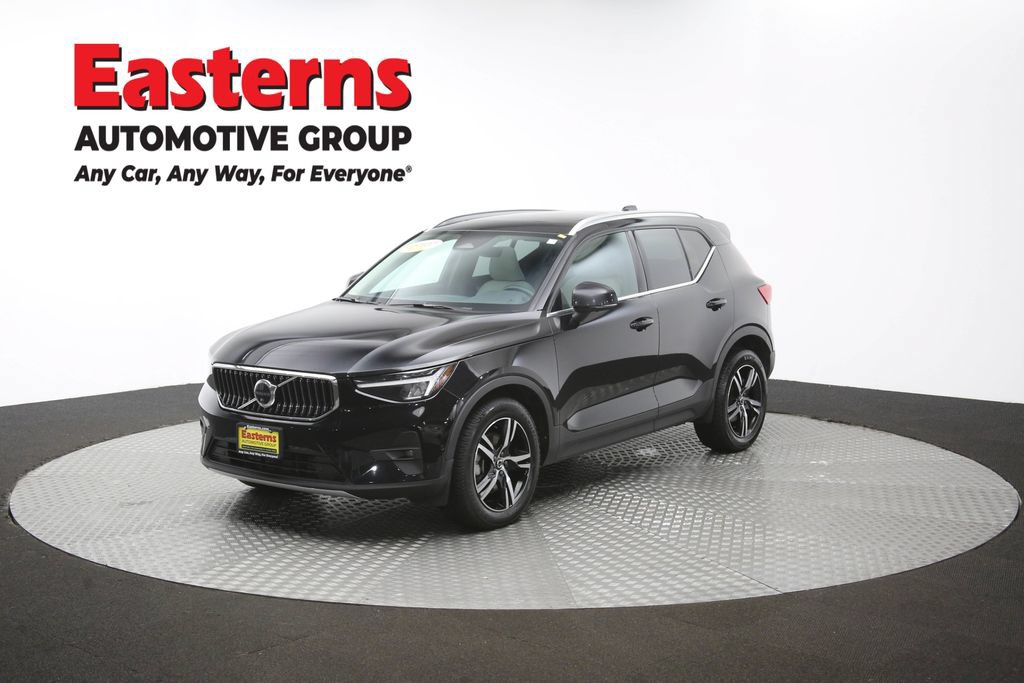 Used 2023 Volvo XC40 B5 Plus AWD/4WD image 56