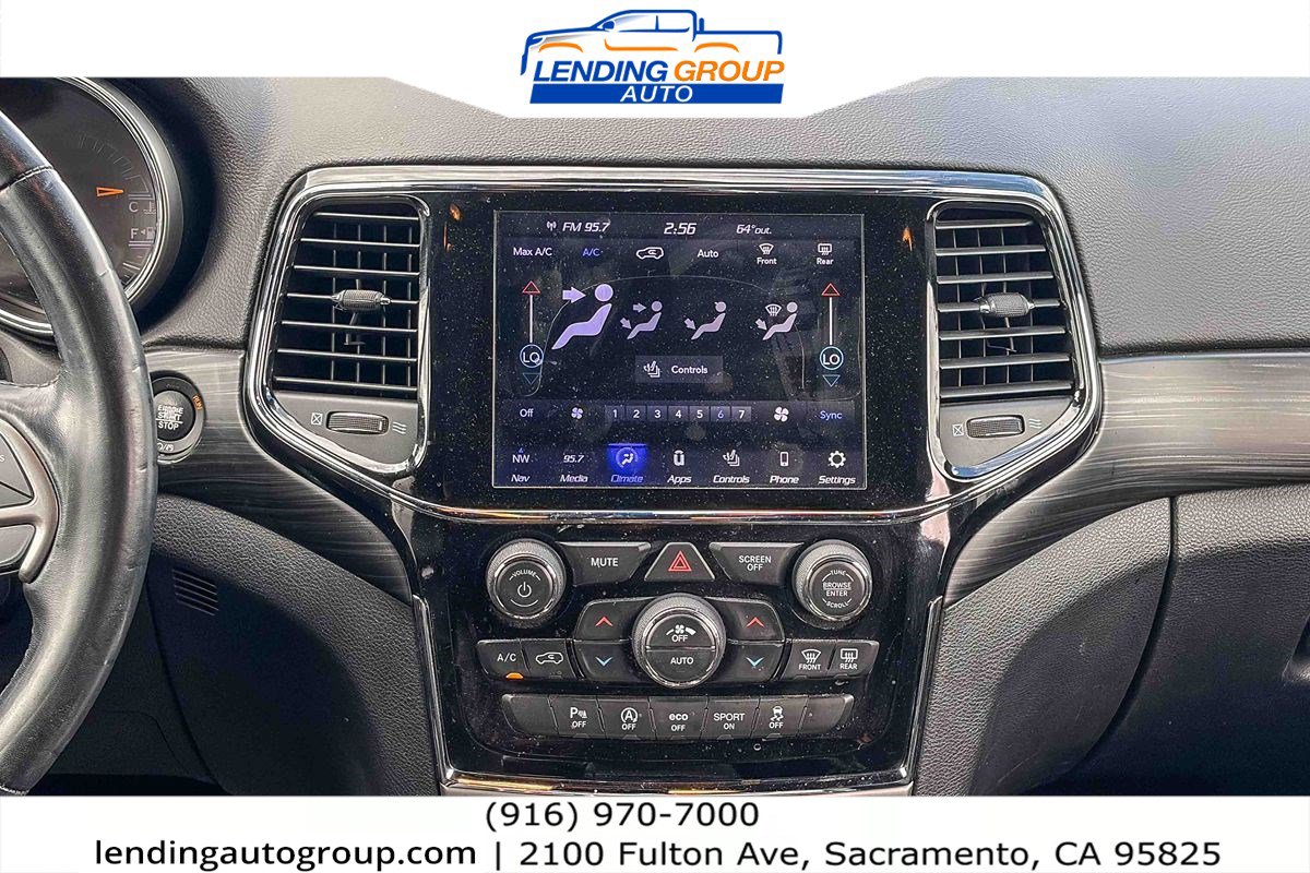 Used 2020 Jeep Grand Cherokee Altitude image 12