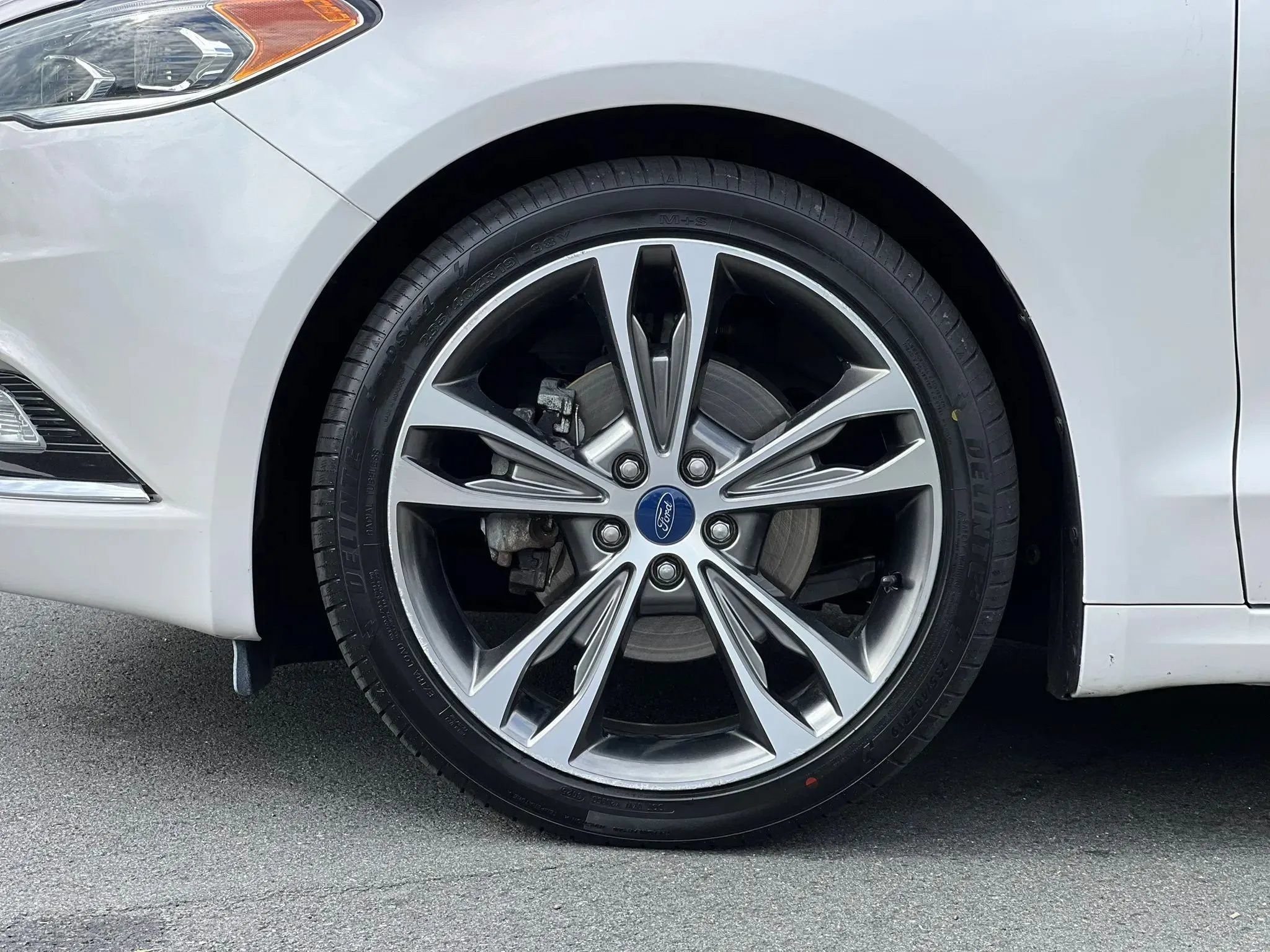 Used 2017 Ford Fusion Titanium AWD/4WD image 45