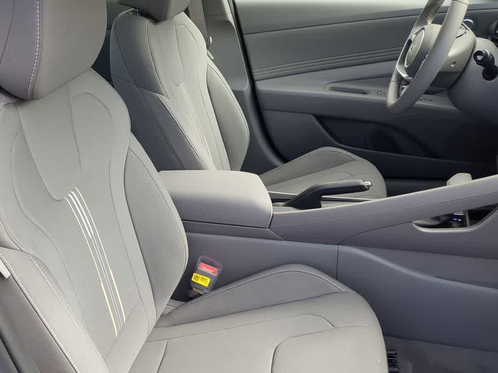 New 2026 Hyundai Elantra SEL Sport Premium FWD image 22