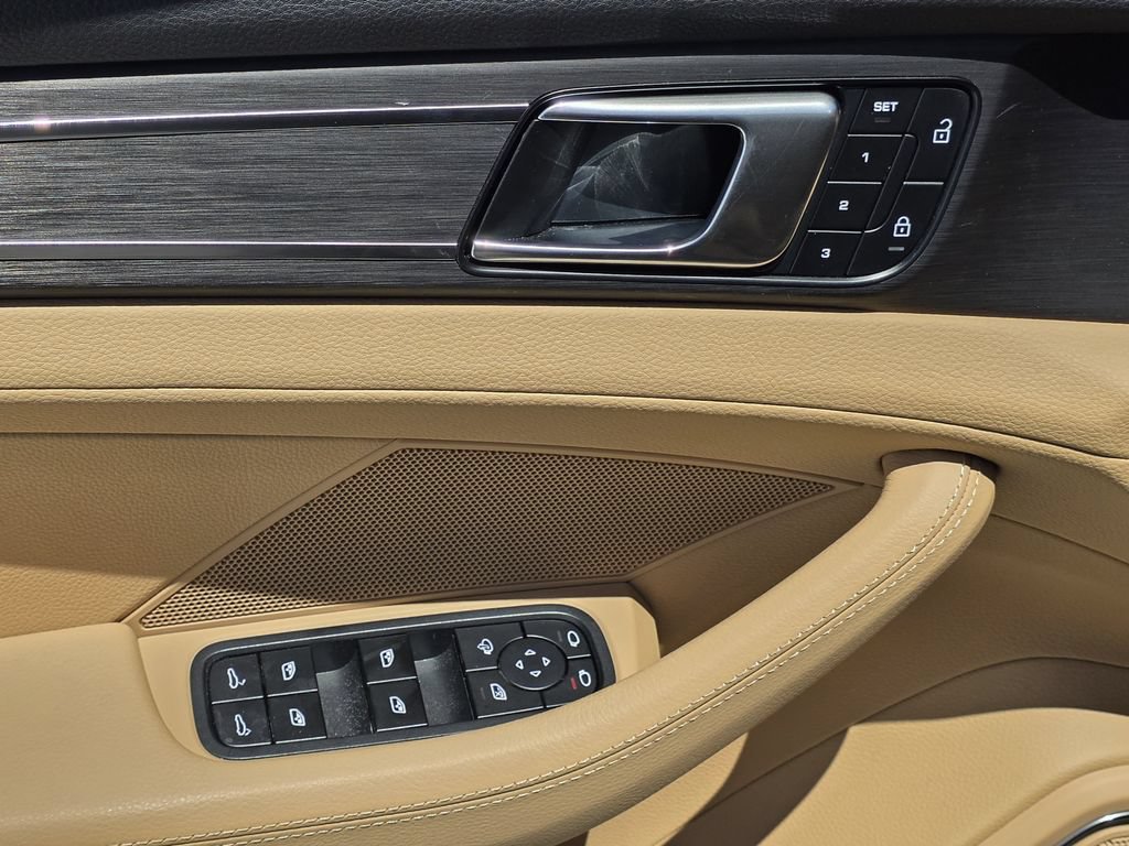 Used 2023 Porsche Panamera Platinum Edition RWD image 13