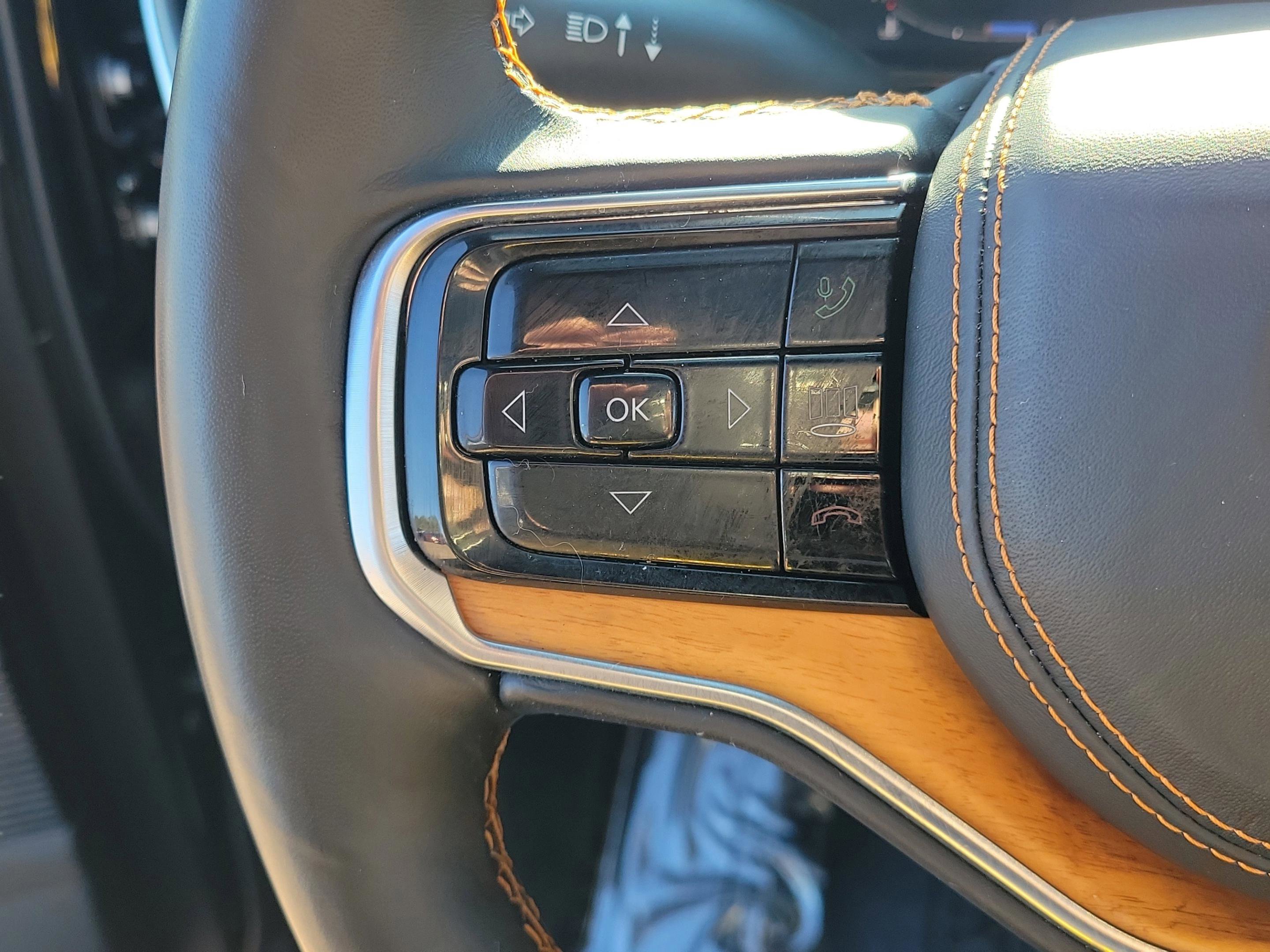 Used 2022 Jeep Grand Wagoneer Series III image 25