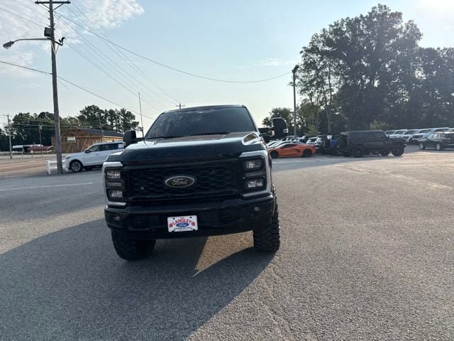 Used 2025 Ford F350 Lariat w/ Lariat Ultimate Package AWD/4WD image 8