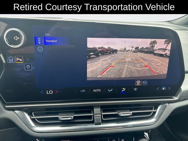 New 2026 Chevrolet Equinox EV LT FWD image 17