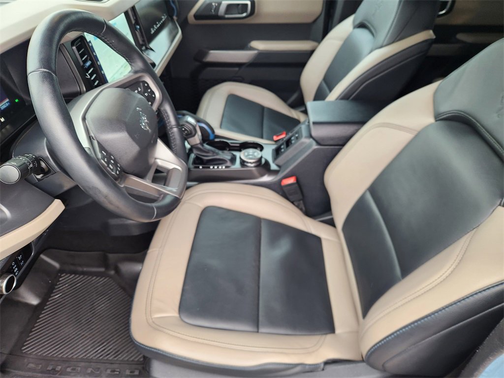 Used 2023 Ford Bronco Wildtrak image 13