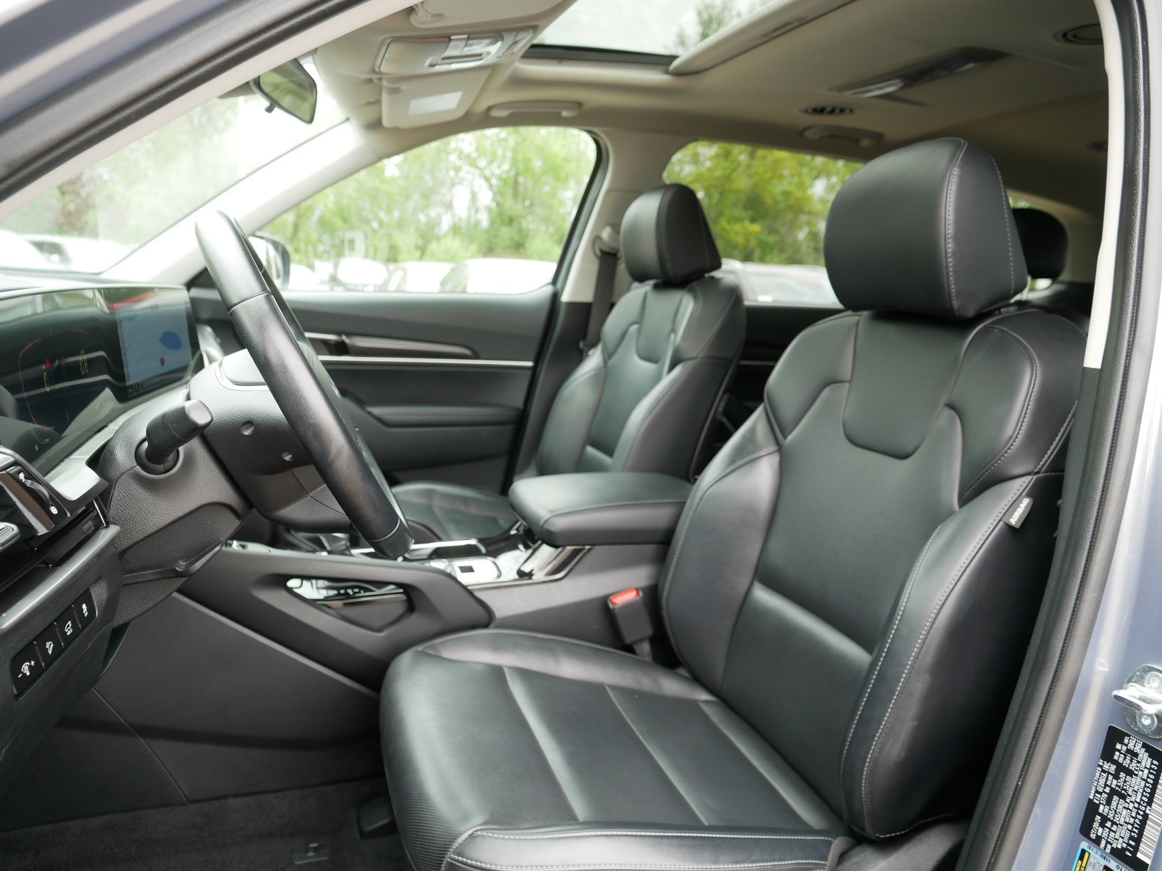 Certified 2025 Kia Telluride S FWD image 35