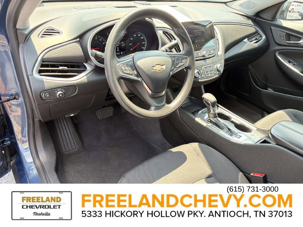 Used 2024 Chevrolet Malibu LT FWD image 25