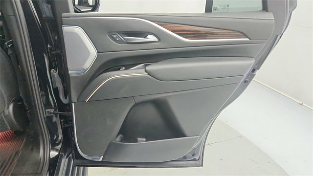 Certified 2023 Cadillac Escalade Premium Luxury w/ Performance Package image 21