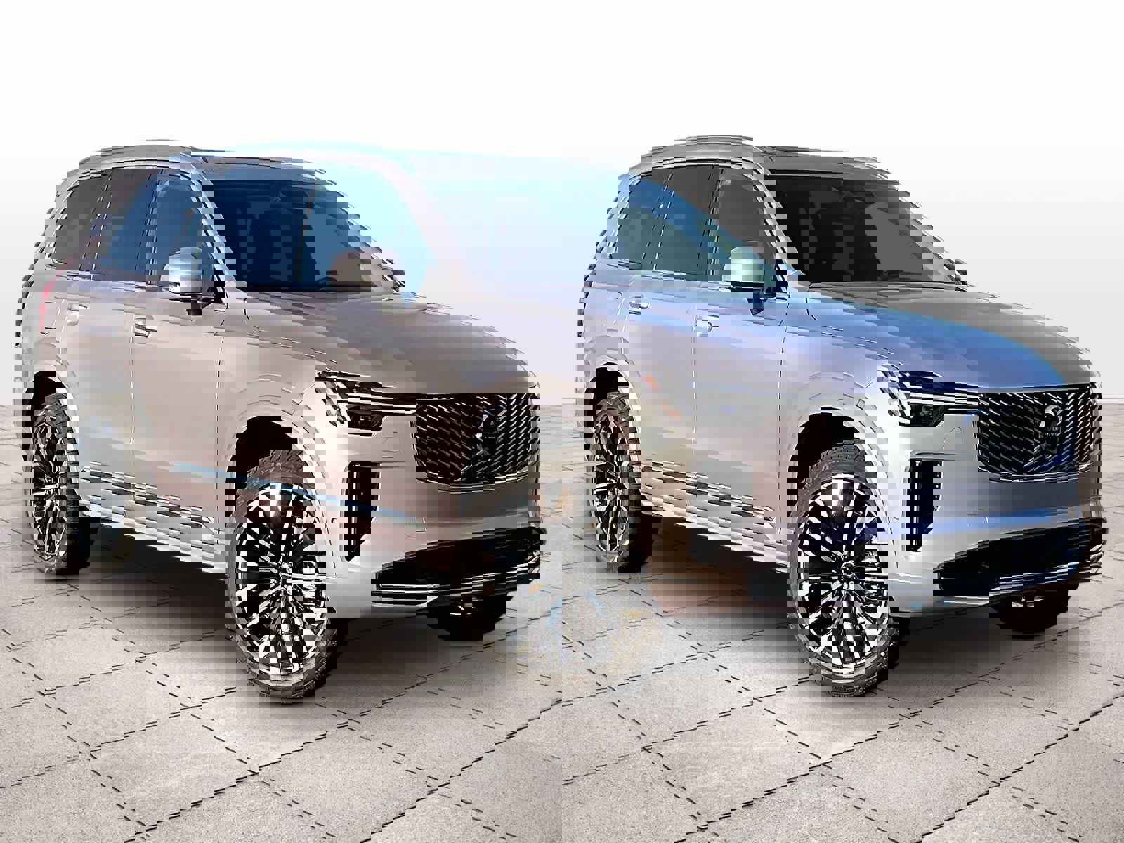 New 2026 Volvo XC90 B5 Plus w/ Protection Package image 2
