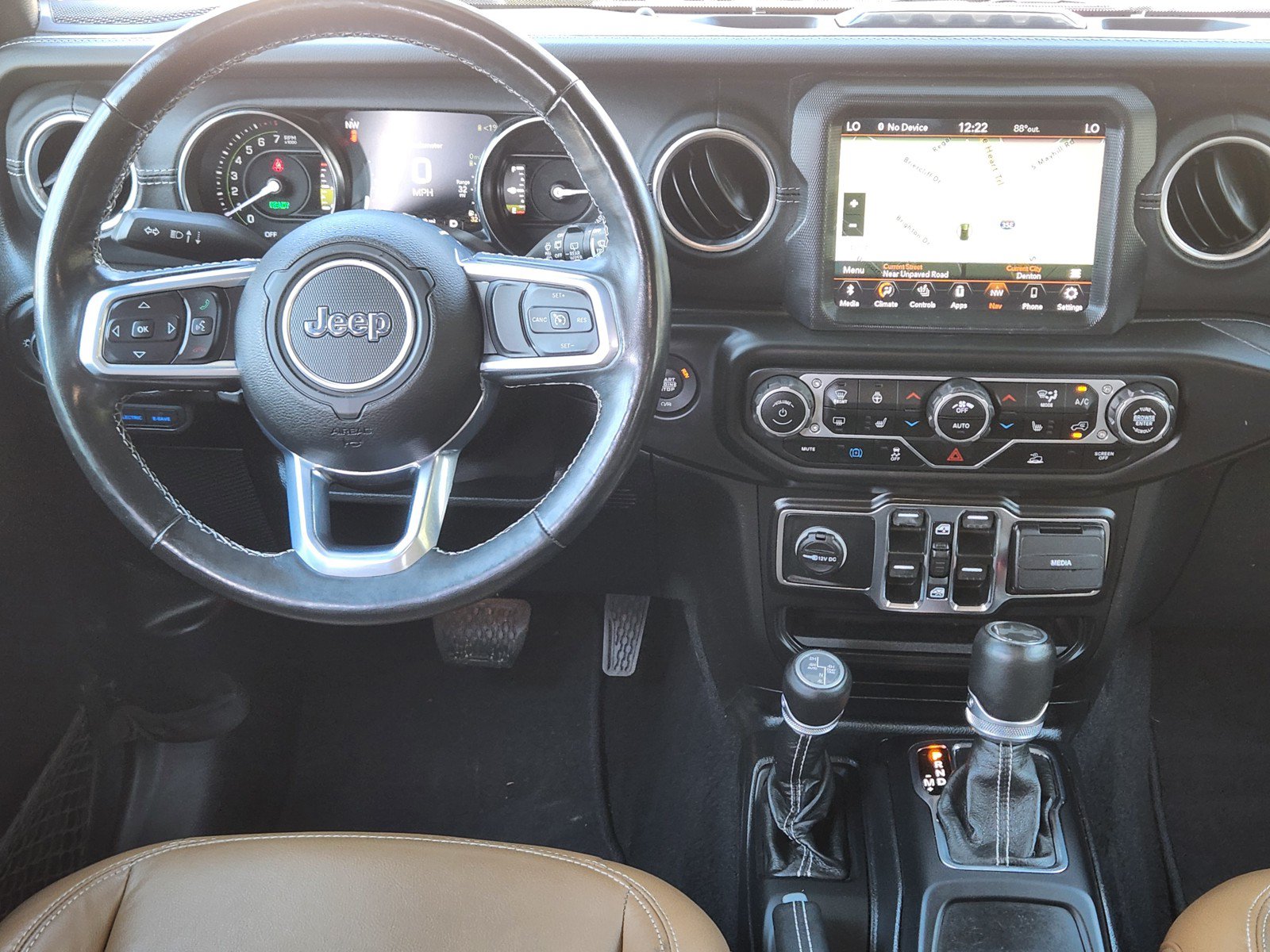 Used 2021 Jeep Wrangler Unlimited Sahara w/ Cold Weather Group AWD/4WD image 9