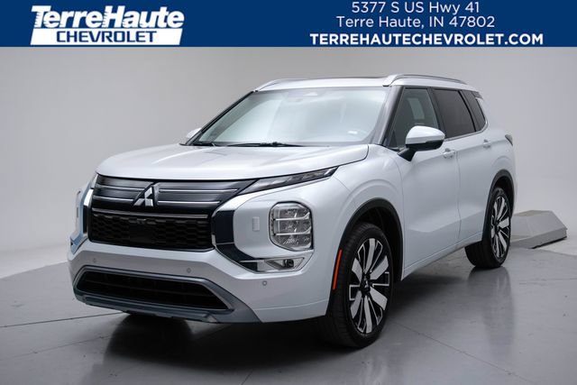 Used 2025 Mitsubishi Outlander SEL