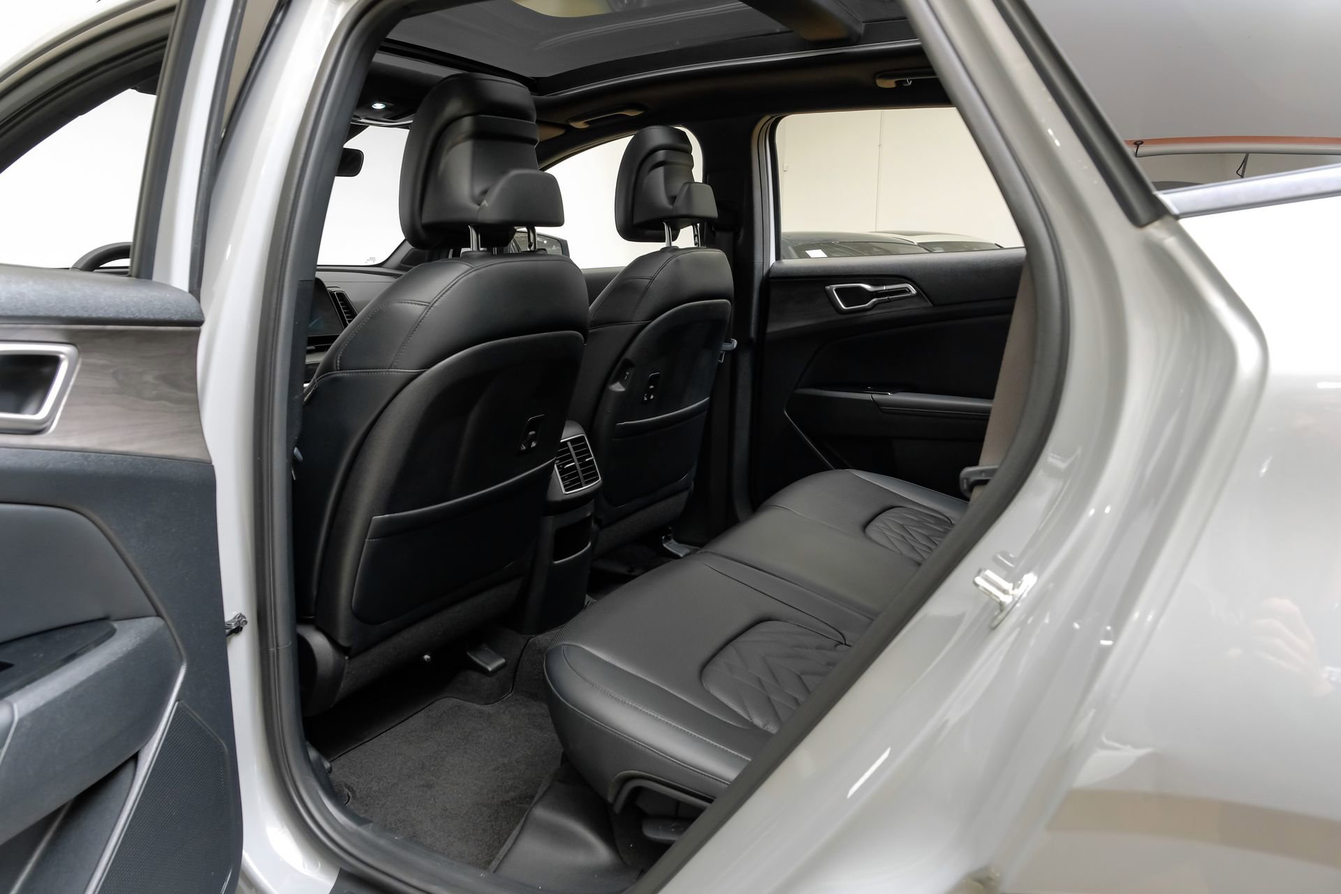 Used 2023 Kia Sportage X-Line w/ X-Line Premium Package image 39