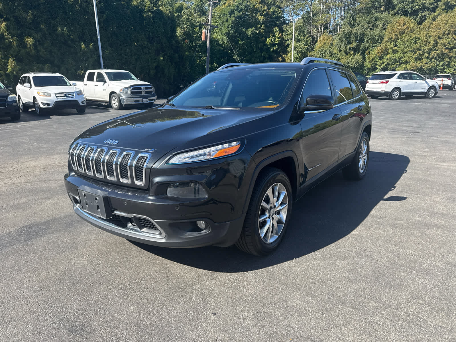 Used 2014 Jeep Cherokee Limited w/ Technology Group AWD/4WD image 7