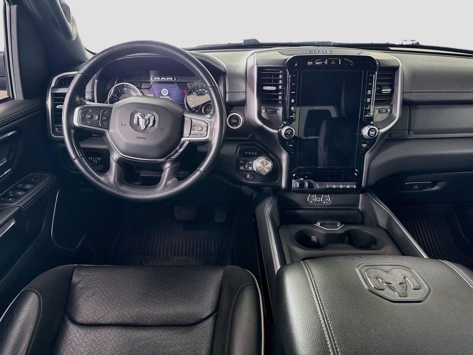 Used 2023 RAM 1500 Laramie AWD/4WD image 2