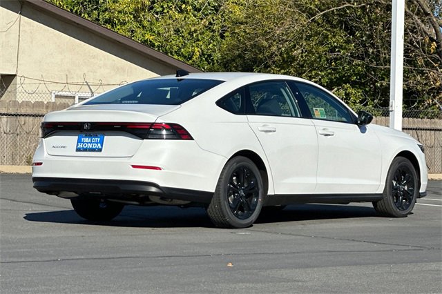 New 2025 Honda Accord SE image 4
