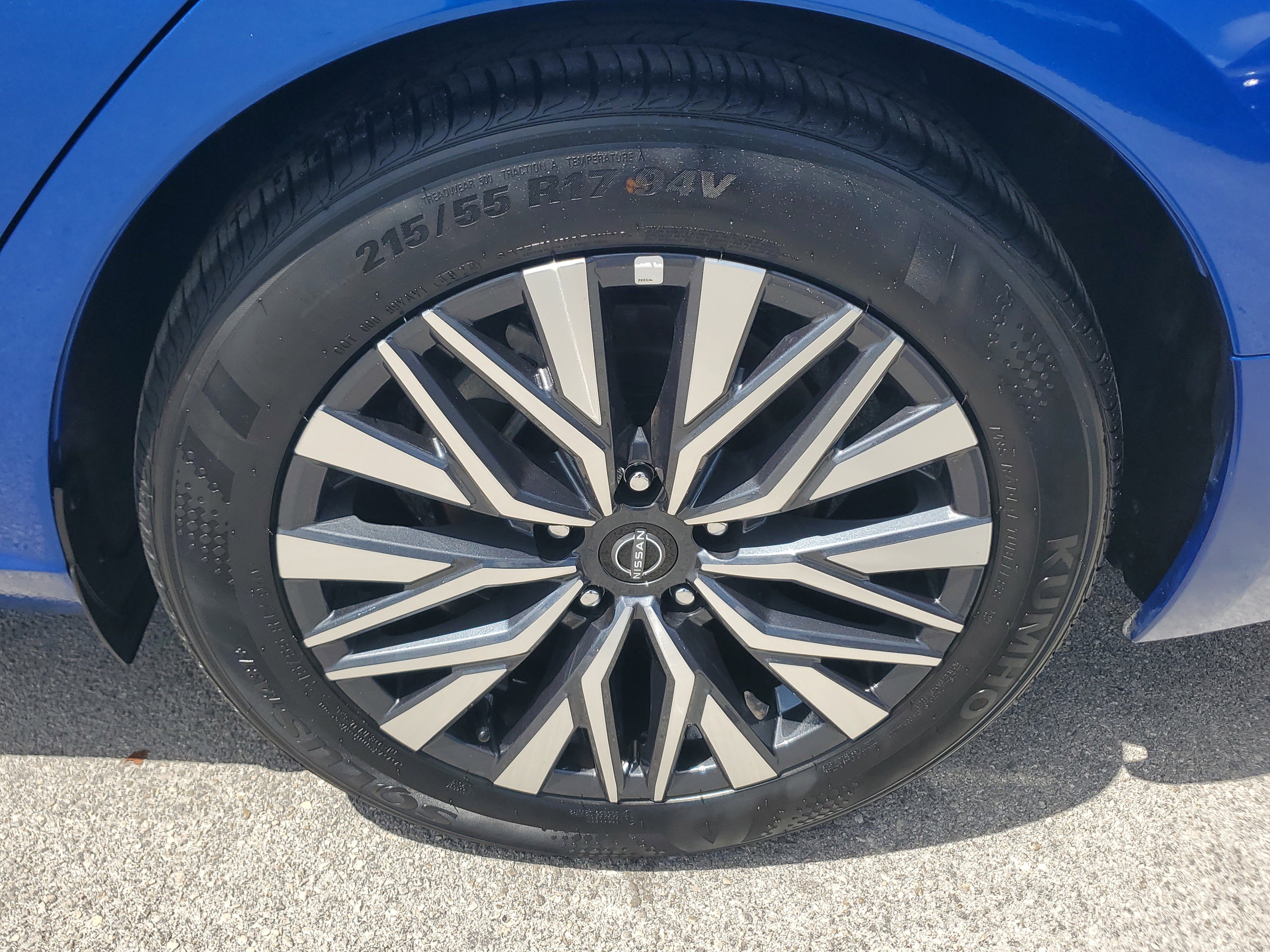 Used 2025 Nissan Altima 2.5 SV image 27