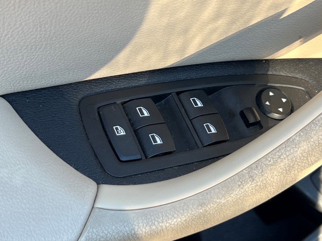 Used 2016 BMW X1 xDrive28i image 16