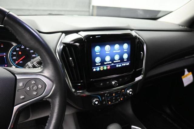Used 2021 Chevrolet Traverse LT FWD image 18