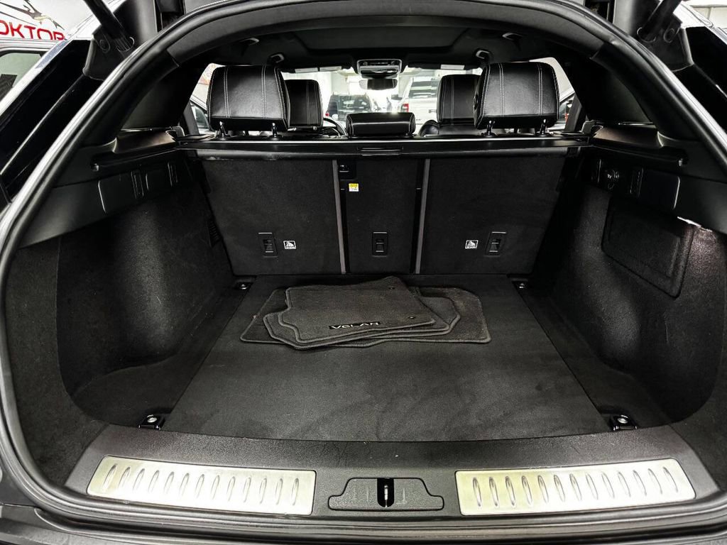 Used 2018 Land Rover Range Rover Velar R-Dynamic HSE image 47