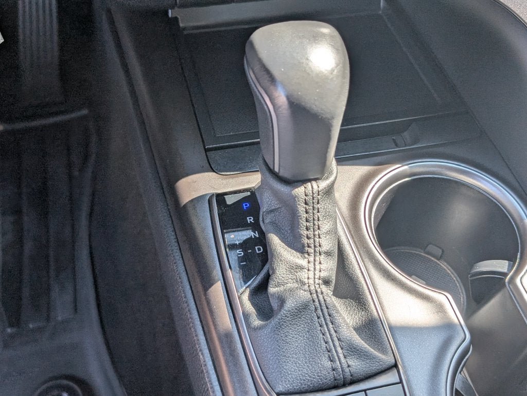 Certified 2024 Toyota Camry SE FWD image 25