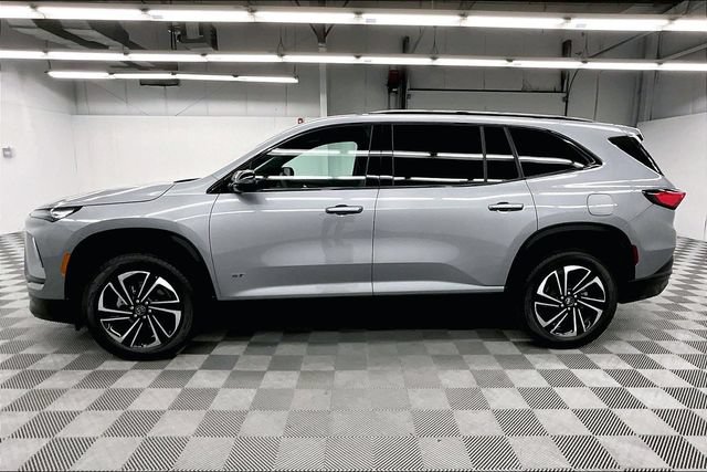 Used 2026 Buick Enclave Sport Touring w/ Power Package AWD/4WD image 14