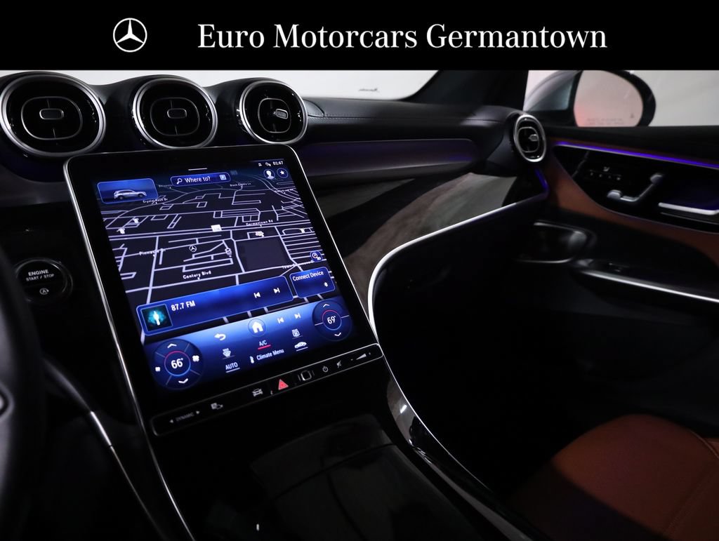 Used 2024 Mercedes-Benz GLC 300 4MATIC image 30