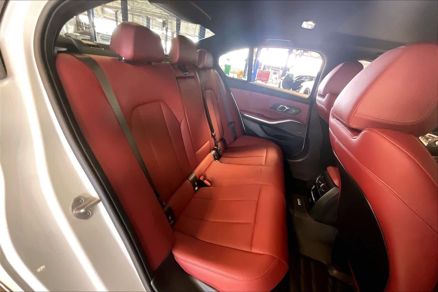 Used 2025 BMW M340i image 18