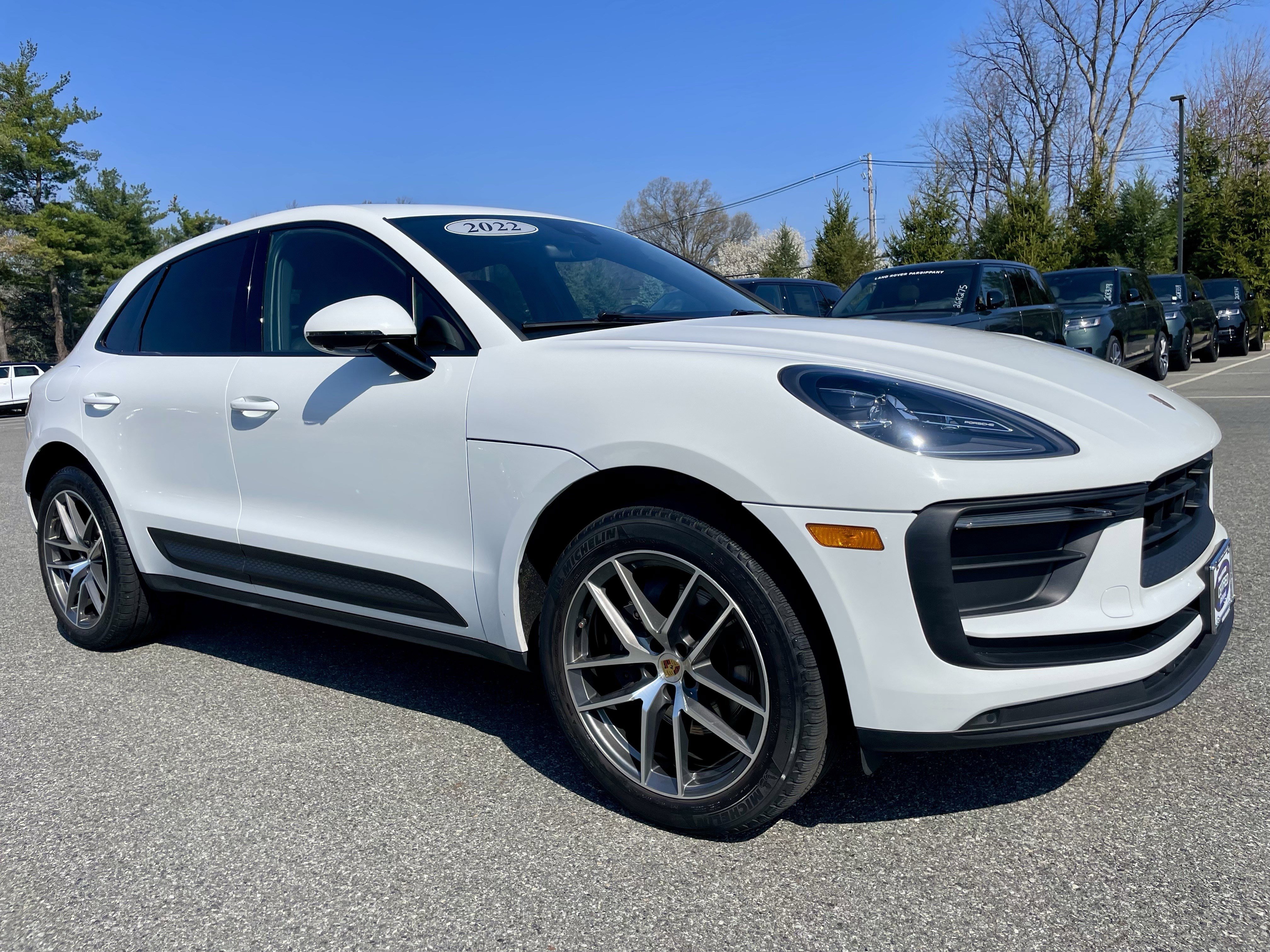Used 2022 Porsche Macan image 3
