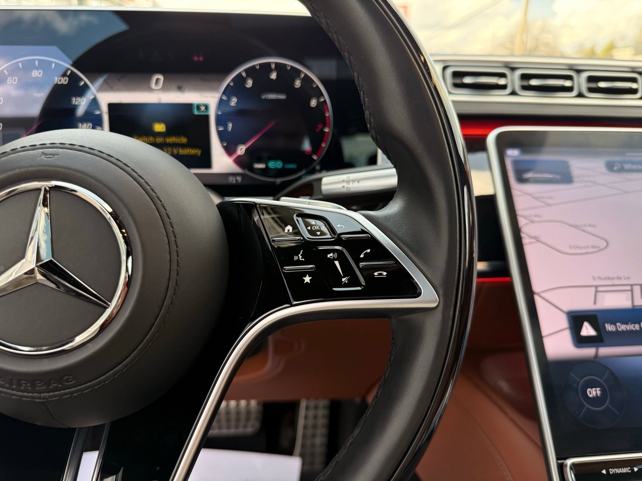 Used 2022 Mercedes-Benz S 580 4MATIC Sedan w/ AMG Line Package image 48