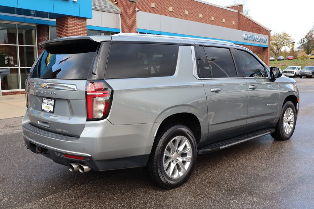 Used 2023 Chevrolet Suburban Premier image 39
