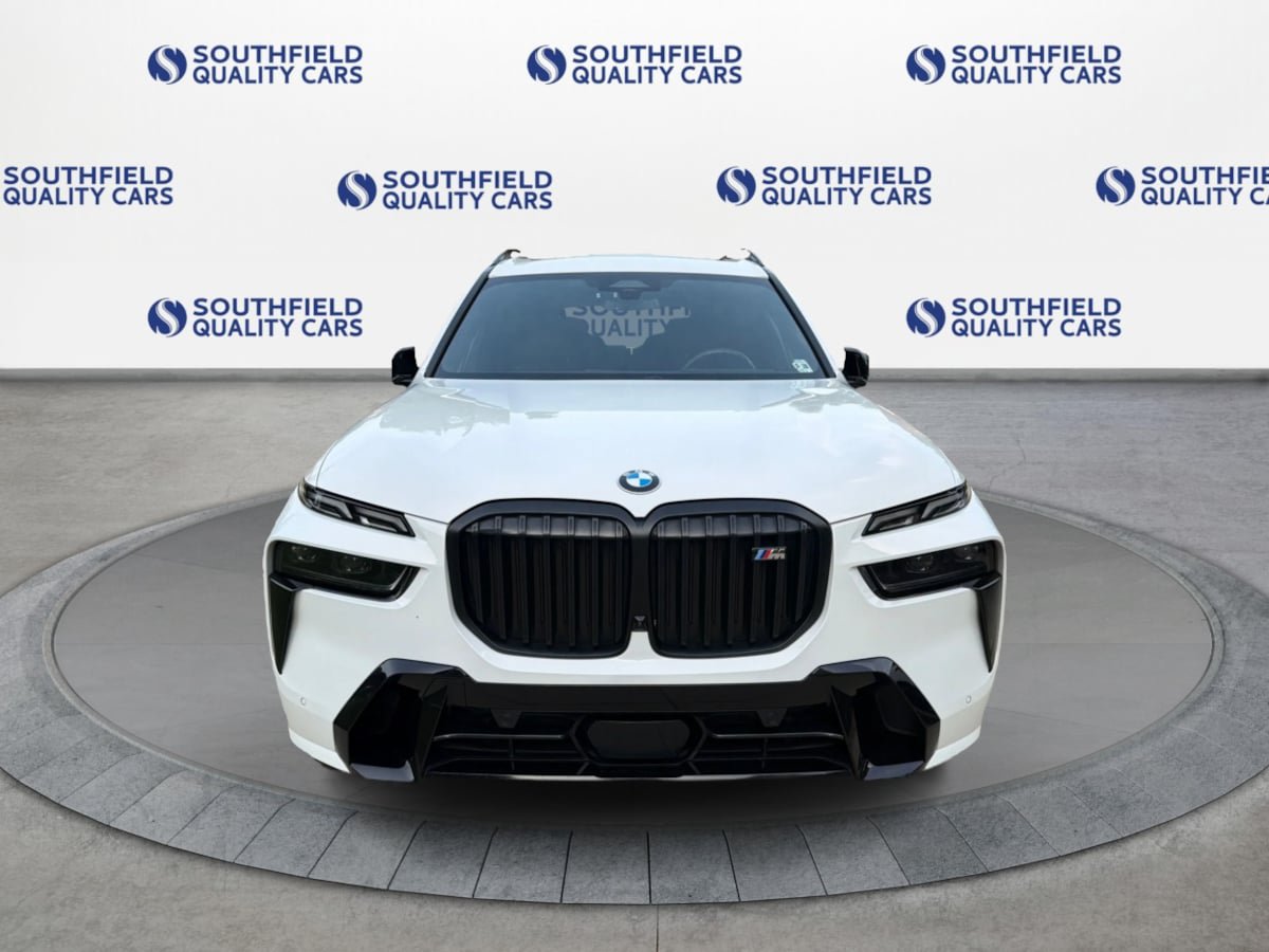 Used 2024 BMW X7 M60i w/ Executive Package AWD/4WD image 9
