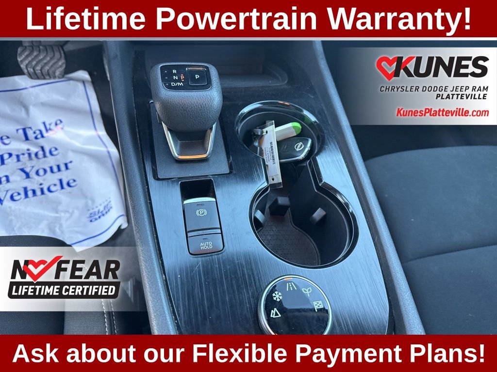 Used 2023 Nissan Rogue S image 20